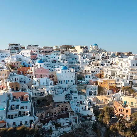 Villa Annouso With Hot Tub By Caldera Oia (Santorini)