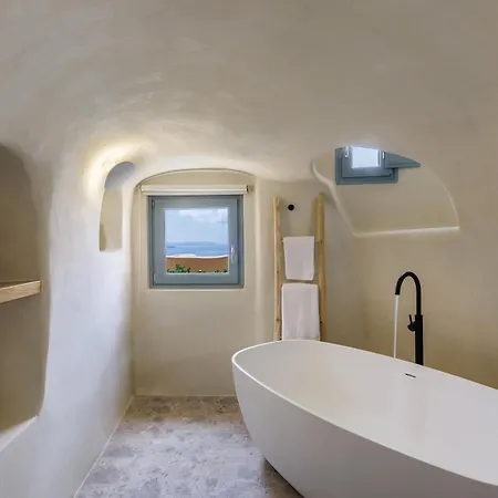 Villa Annouso With Hot Tub By Caldera Ía
